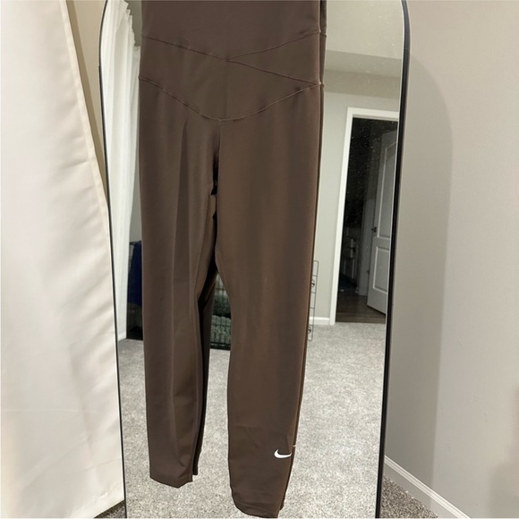 Nike Women's Maternity Dri-FIT Gentle Support High-Rise 7/8 Leggings size Small - Picture 3 of 6